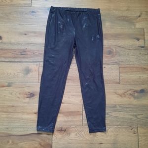 Hue Glossy Shiny Leggings